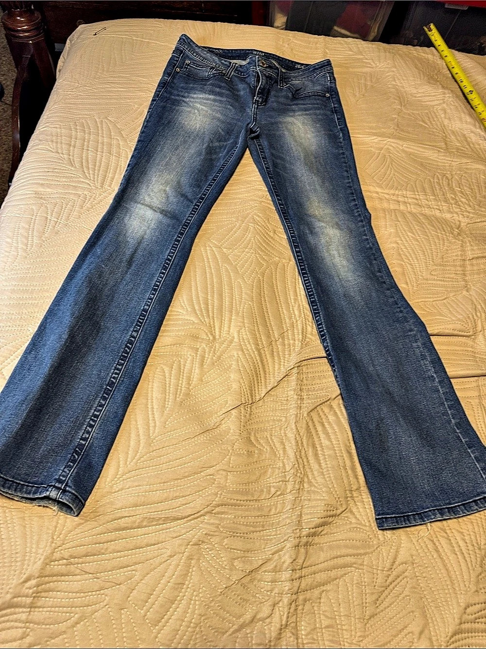 a.n.a Mid Rise Slim Bootcut Jeans Waist 6/28 Blue